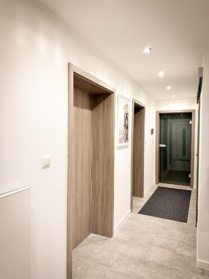 Schoenes Modernes Einfamilienhaus Fuer 1 Bis 6 Personen Rimpar Exterior photo
