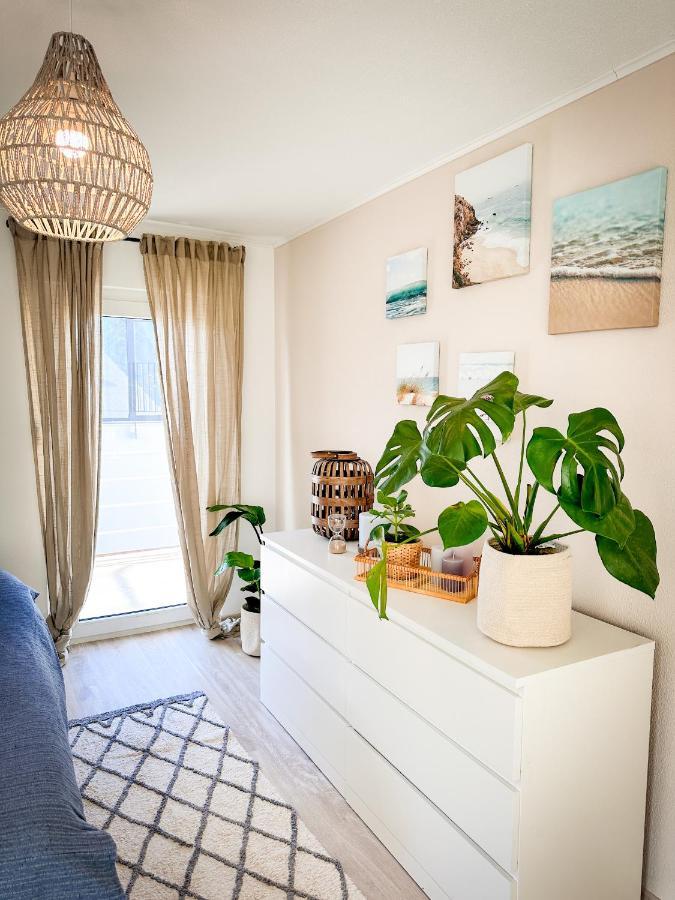 Schoenes Modernes Einfamilienhaus Fuer 1 Bis 6 Personen Rimpar Exterior photo